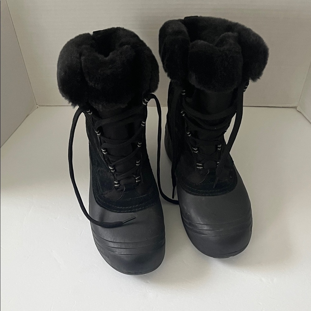 Columbia Sierra Techlite Black Fur-Lined Winter Boots